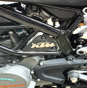 LOGO LATERAL KTM 200-390 NG 8NARANJA Y PLATEADO)