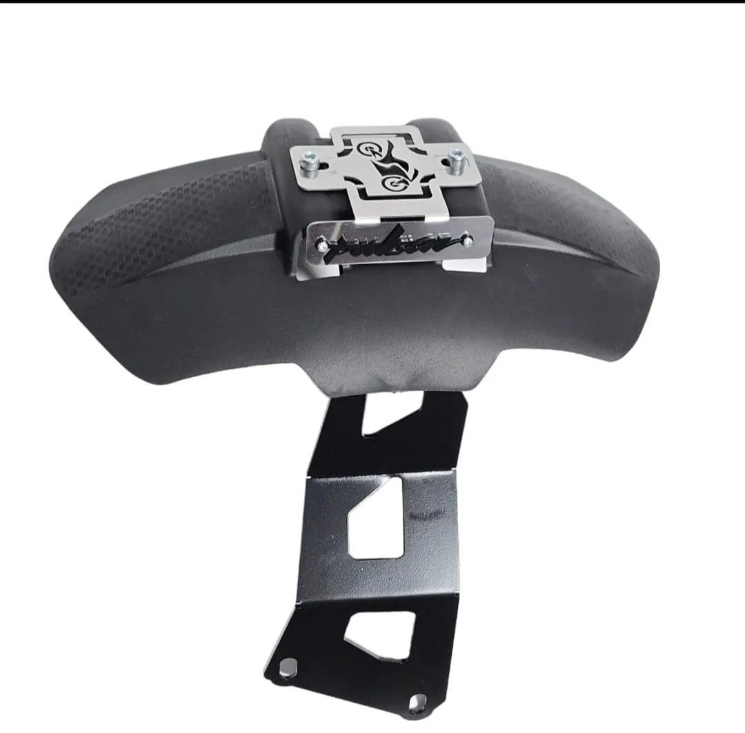 Guardabarros Trasero Corto NS200 - Estilo Carbono